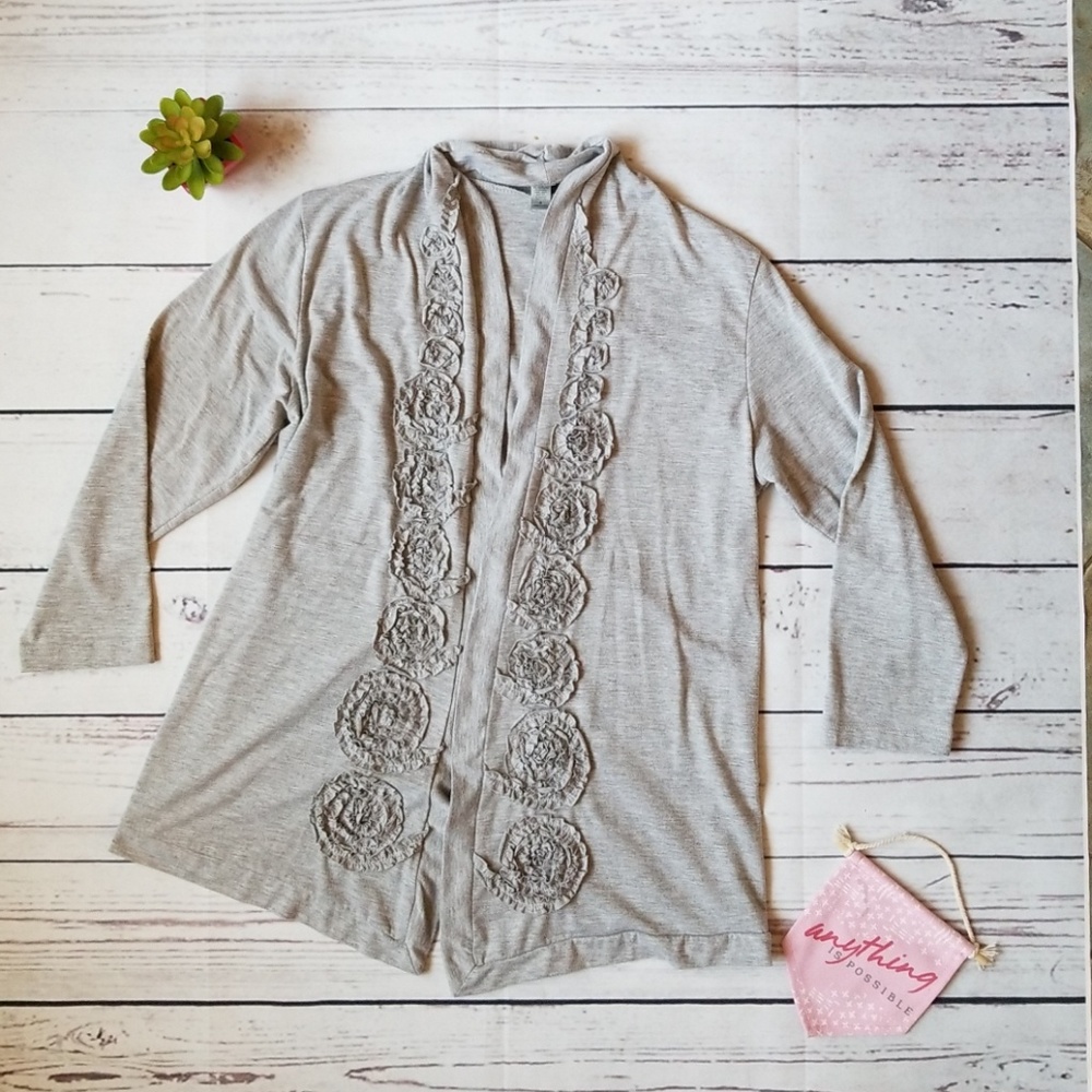 4/$20 Gray rosettes Cardigan